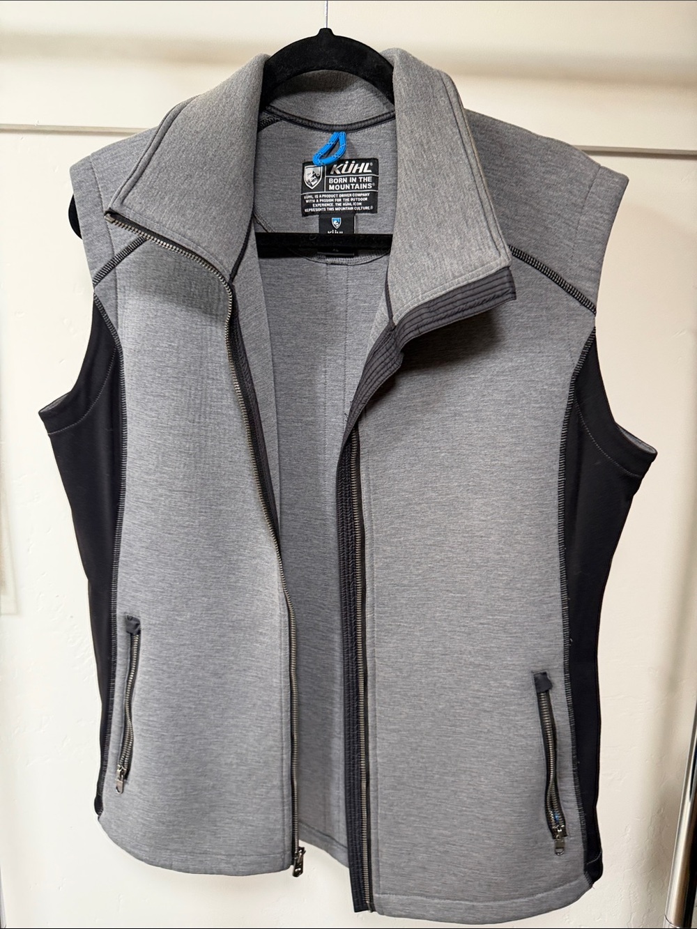 KUHL Projekt Kestrel Women’s Gray and Black Softshell Vest - Lightweight SIZE XL
